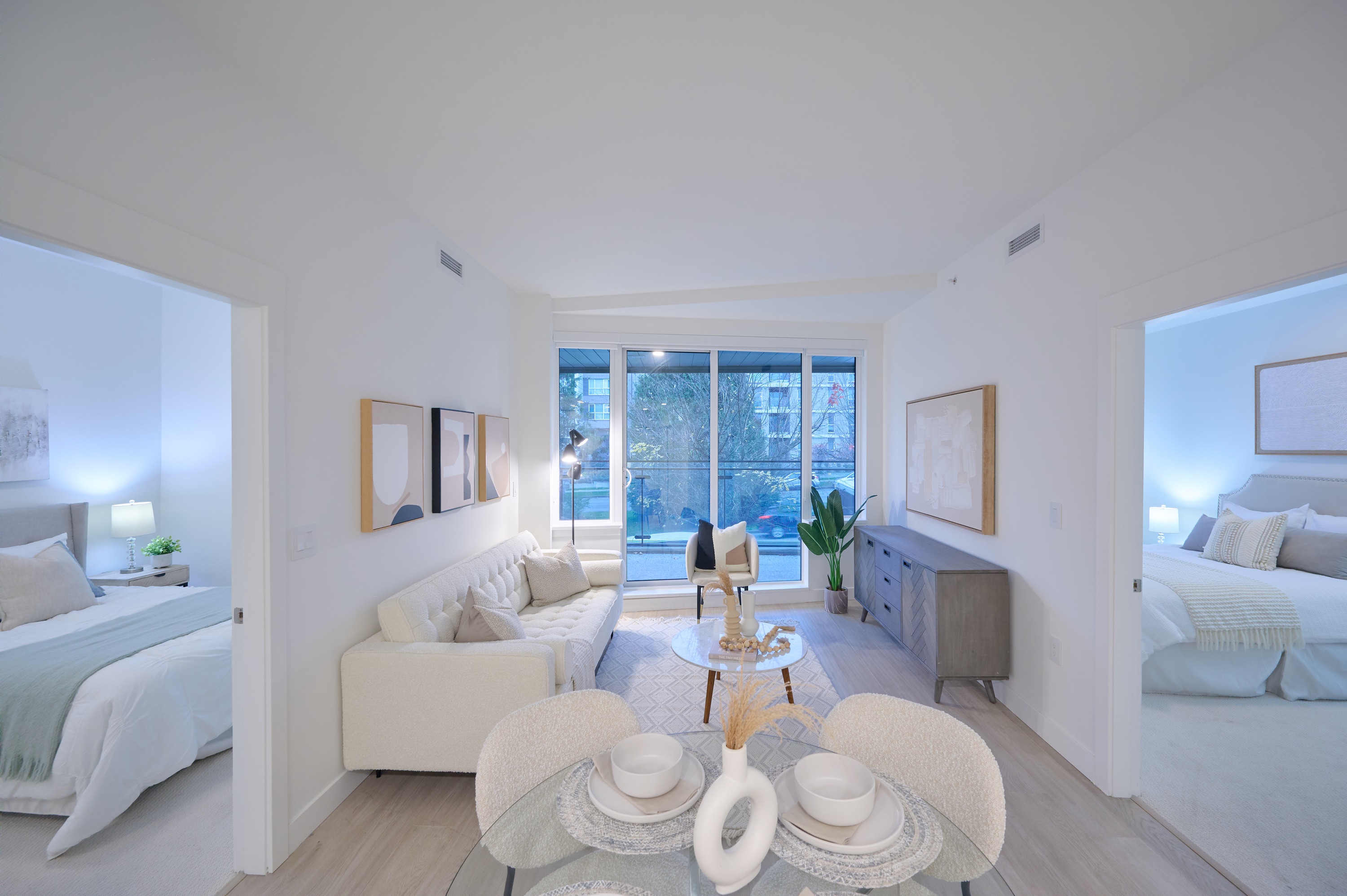 205 — 7638 Cambie St
